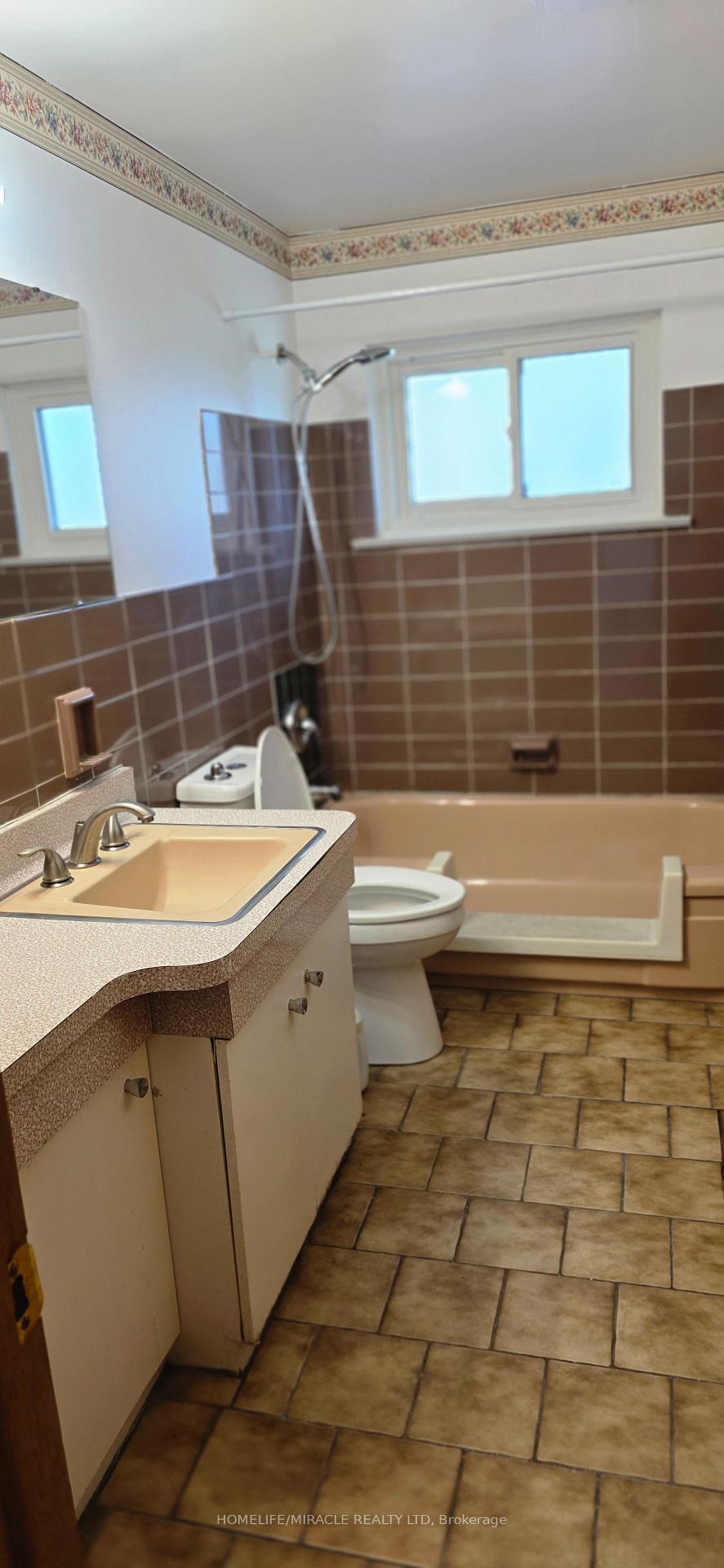 Photo 14 of 46 Cavehill Crescent, Scarborough, Wexford-Maryvale — HOMEH
