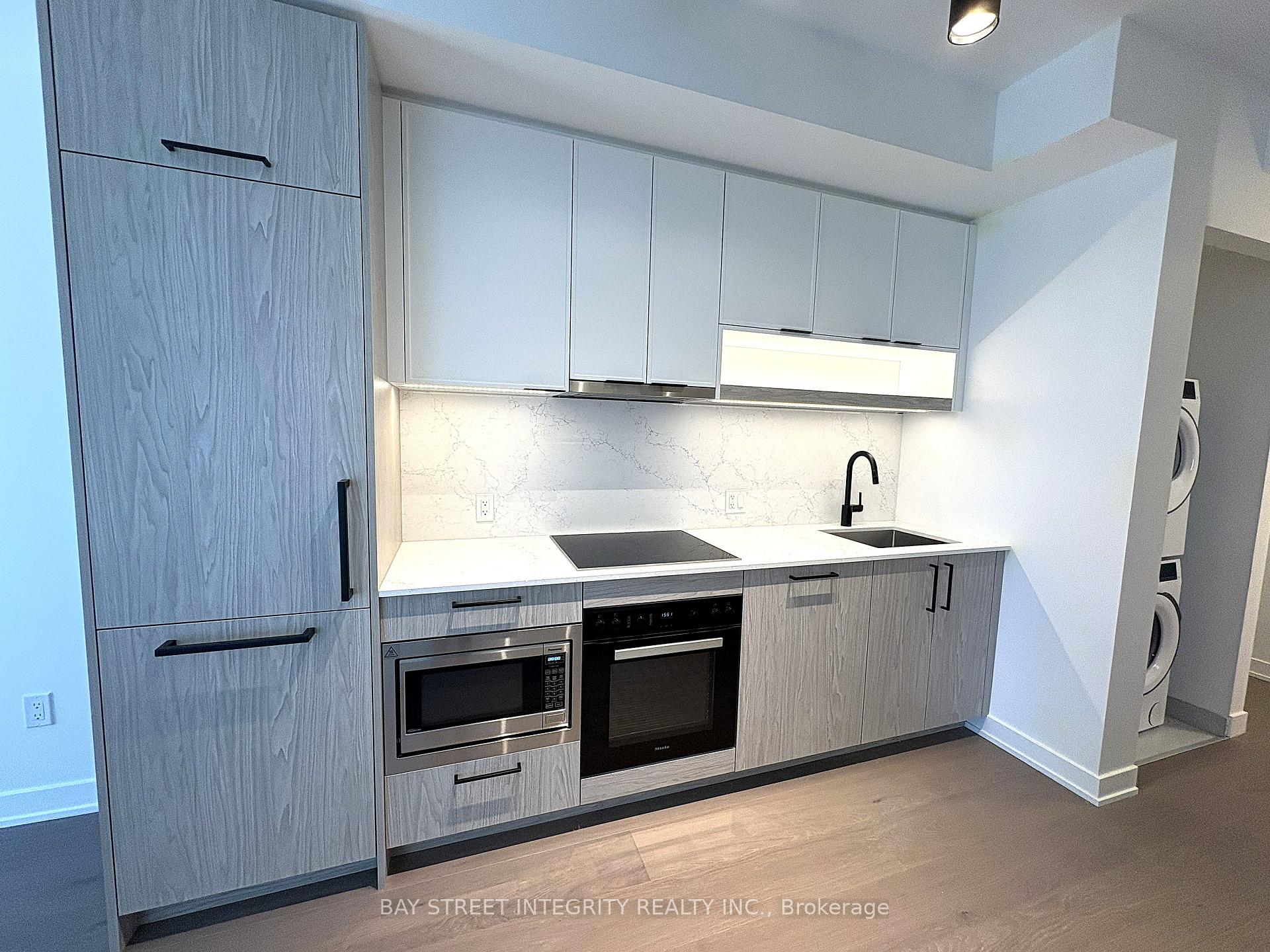 Photo 6 of Unit 1703, 91 Montclair Avenue, Toronto, Forest Hill South — HOMEH