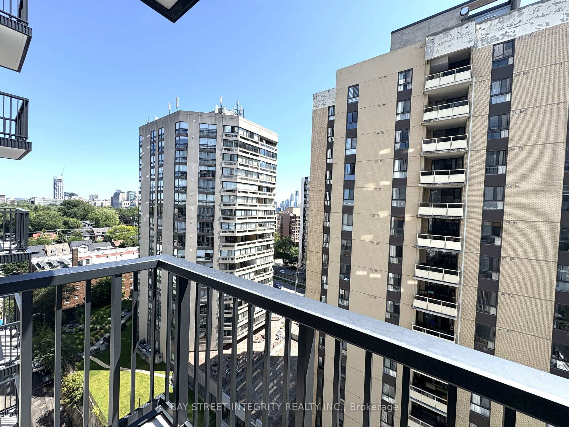 Photo 14 of Unit 1703, 91 Montclair Avenue, Toronto, Forest Hill South — HOMEH