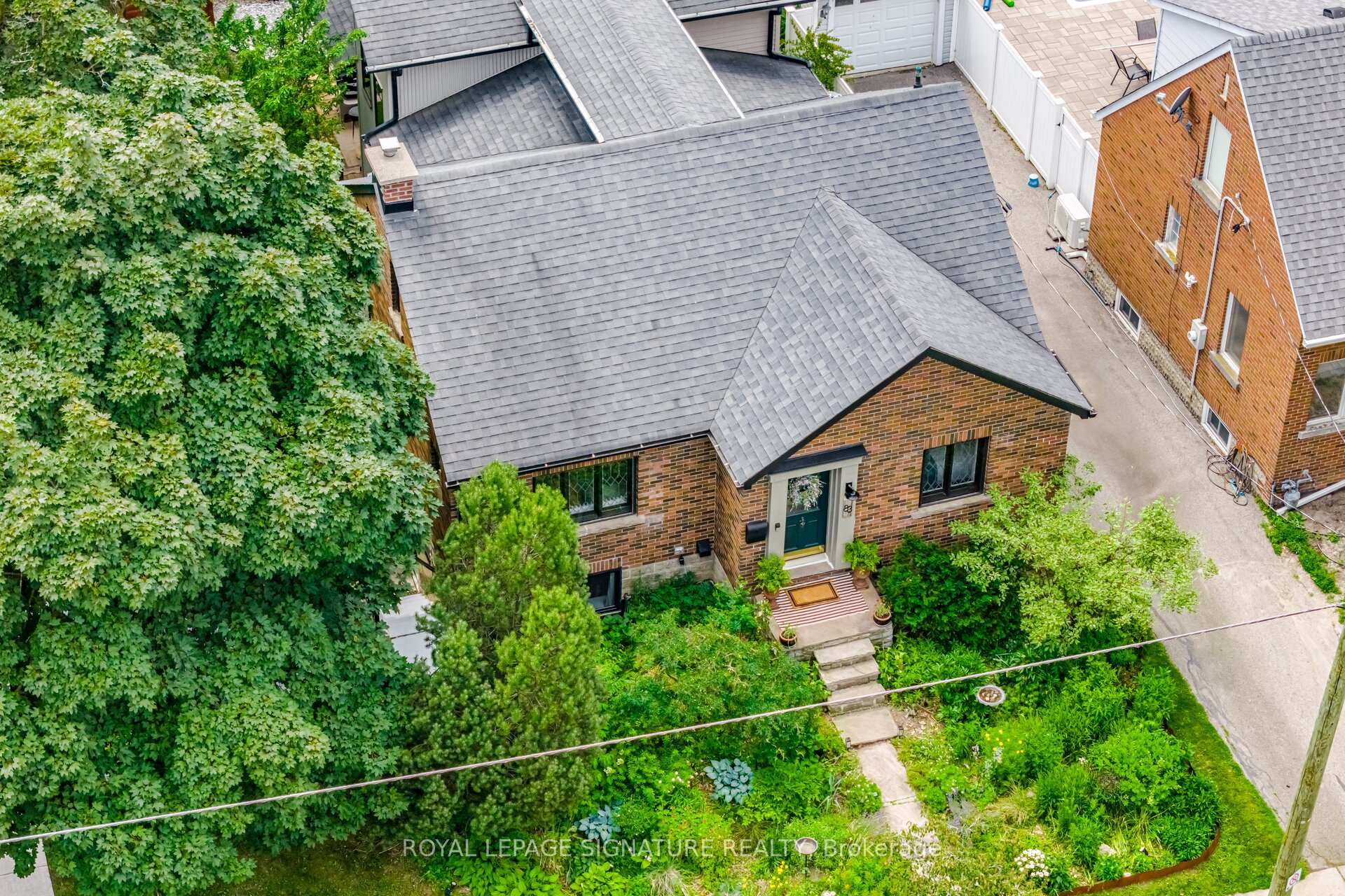 Photo 4 of 83 Mill Street S, Brampton, Downtown Brampton — HOMEH