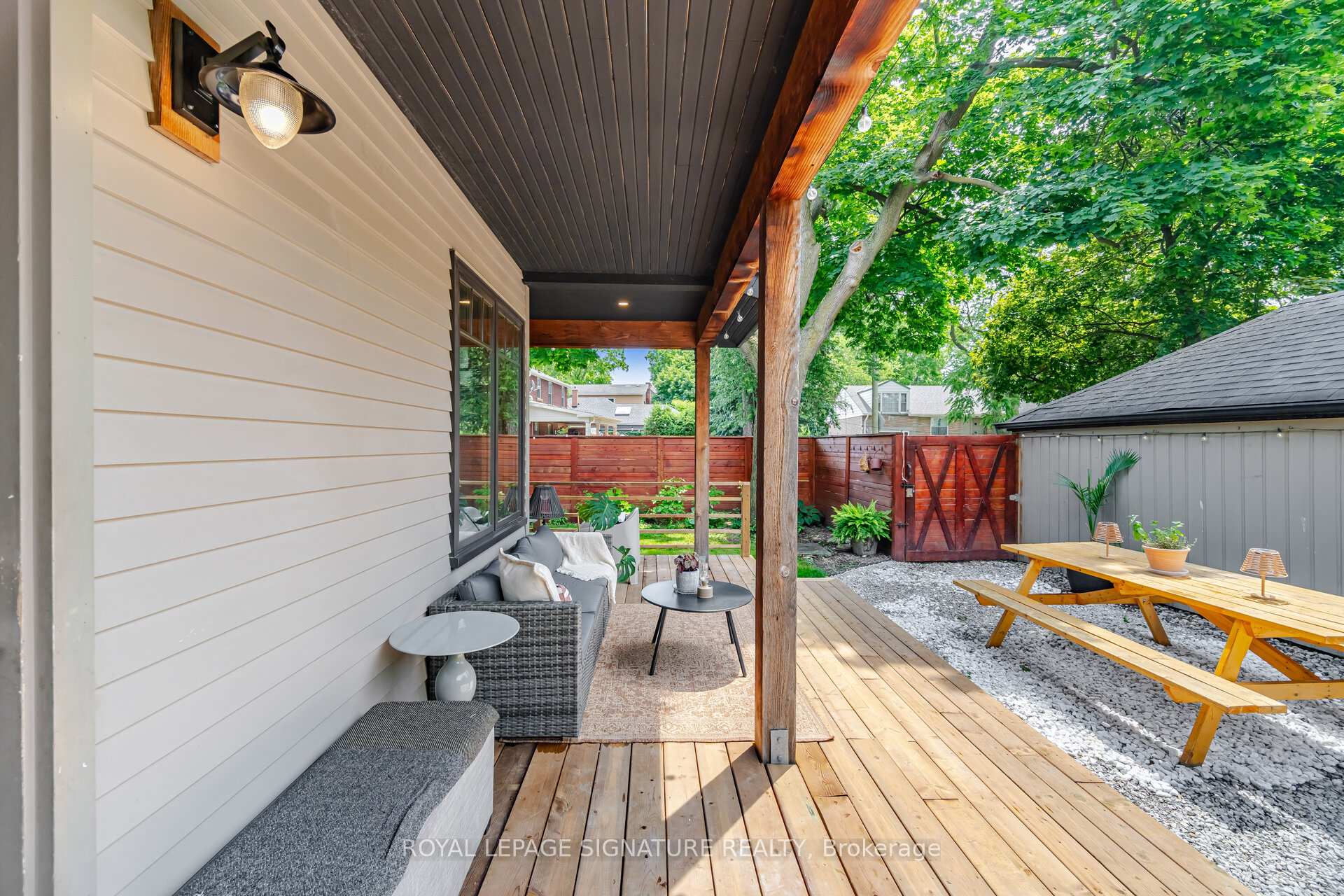 Photo 41 of 83 Mill Street S, Brampton, Downtown Brampton — HOMEH