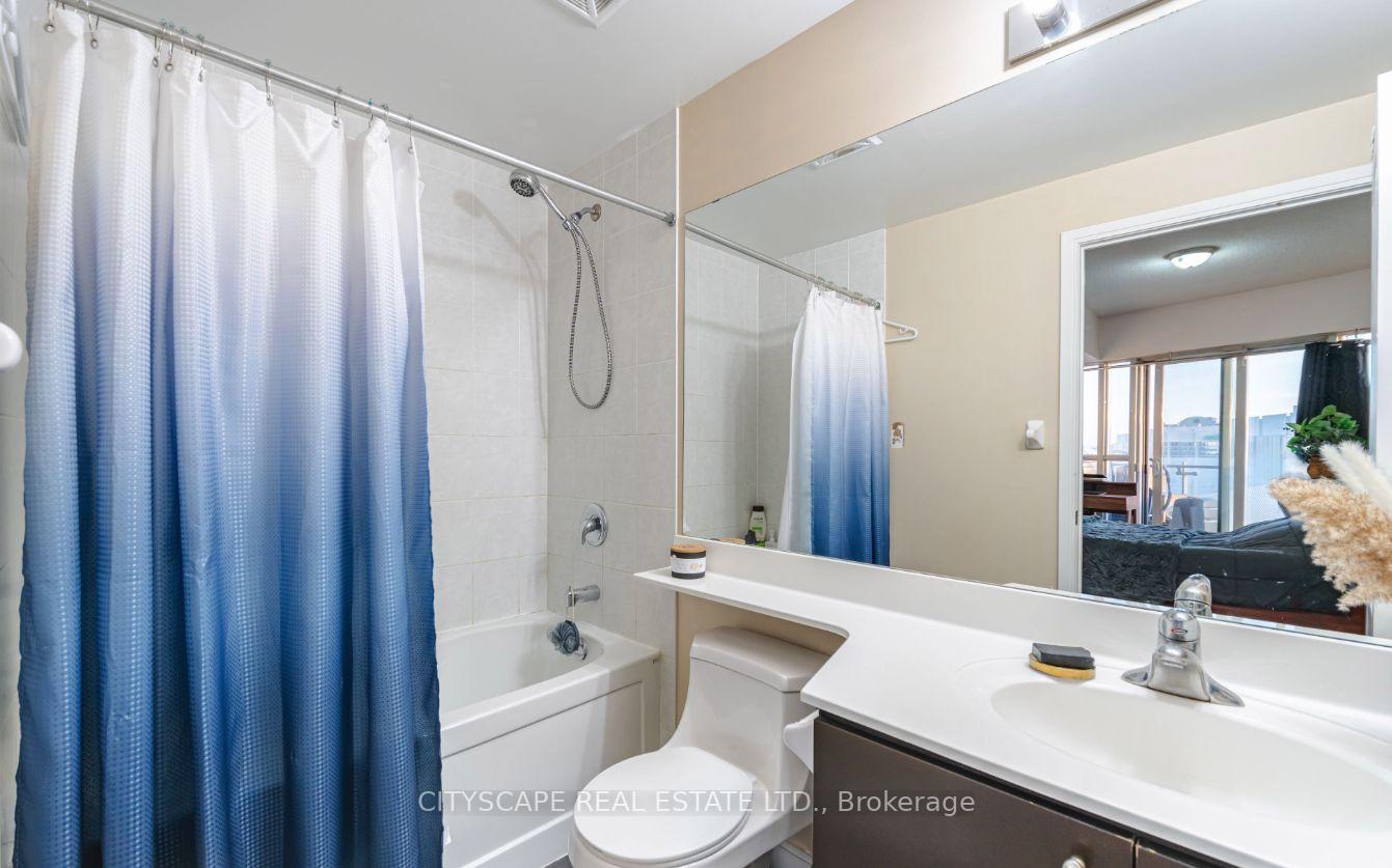 Photo 17 of Unit 2008, 50 Absolute Avenue E, Mississauga, City Centre — HOMEH