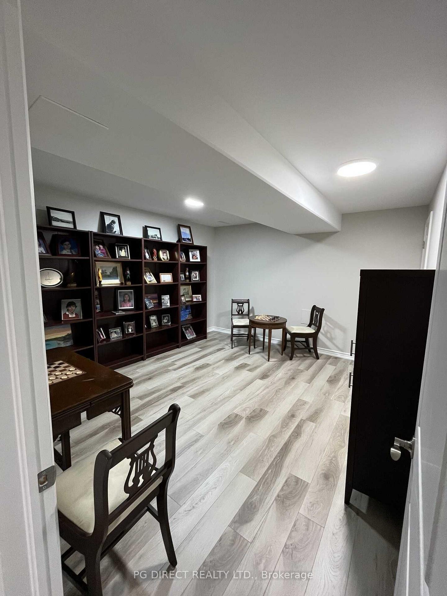 Photo 8 of 26 Matheos Crescent, Quinte West, Murray Ward — HOMEH