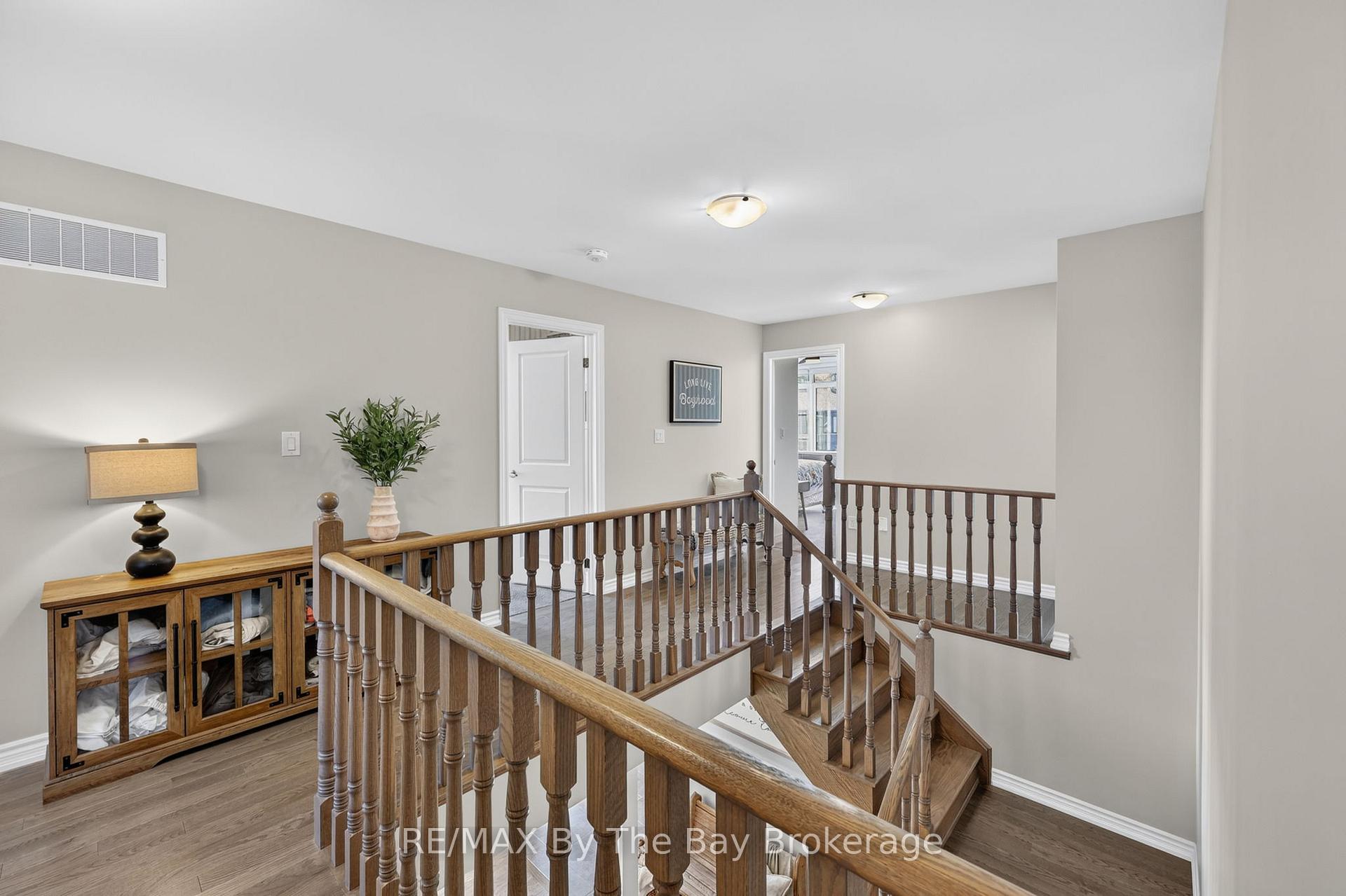 Photo 24 of 171 Rosanne Circle, Wasaga Beach — HOMEH