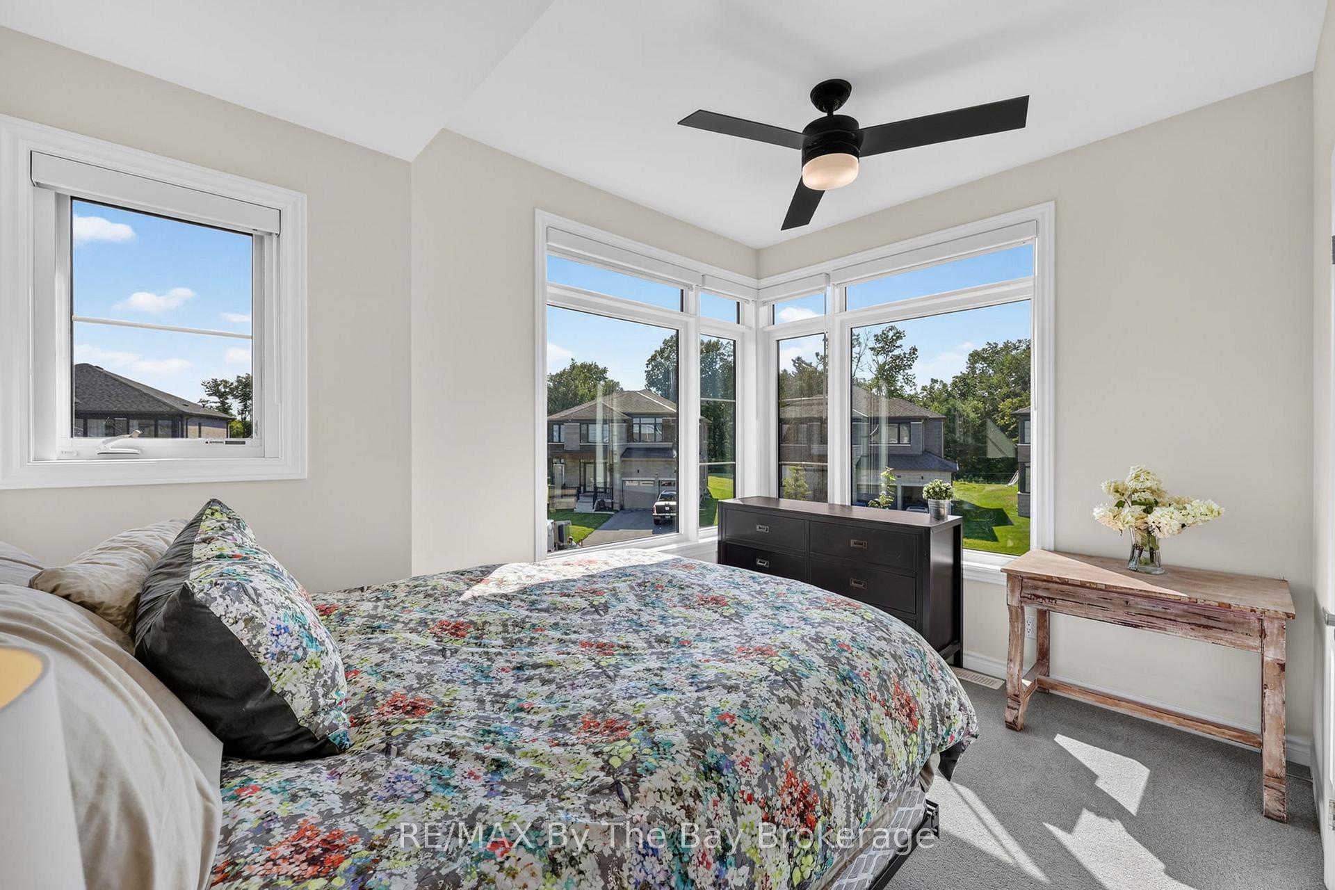 Photo 40 of 171 Rosanne Circle, Wasaga Beach — HOMEH