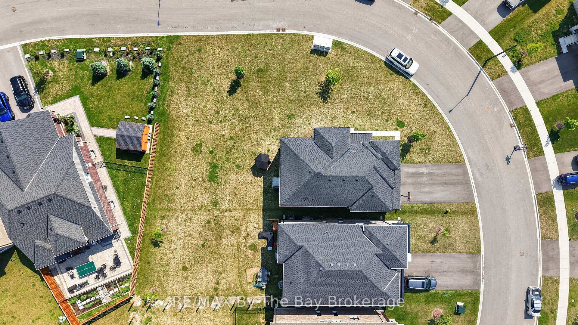 Photo 50 of 171 Rosanne Circle, Wasaga Beach — HOMEH