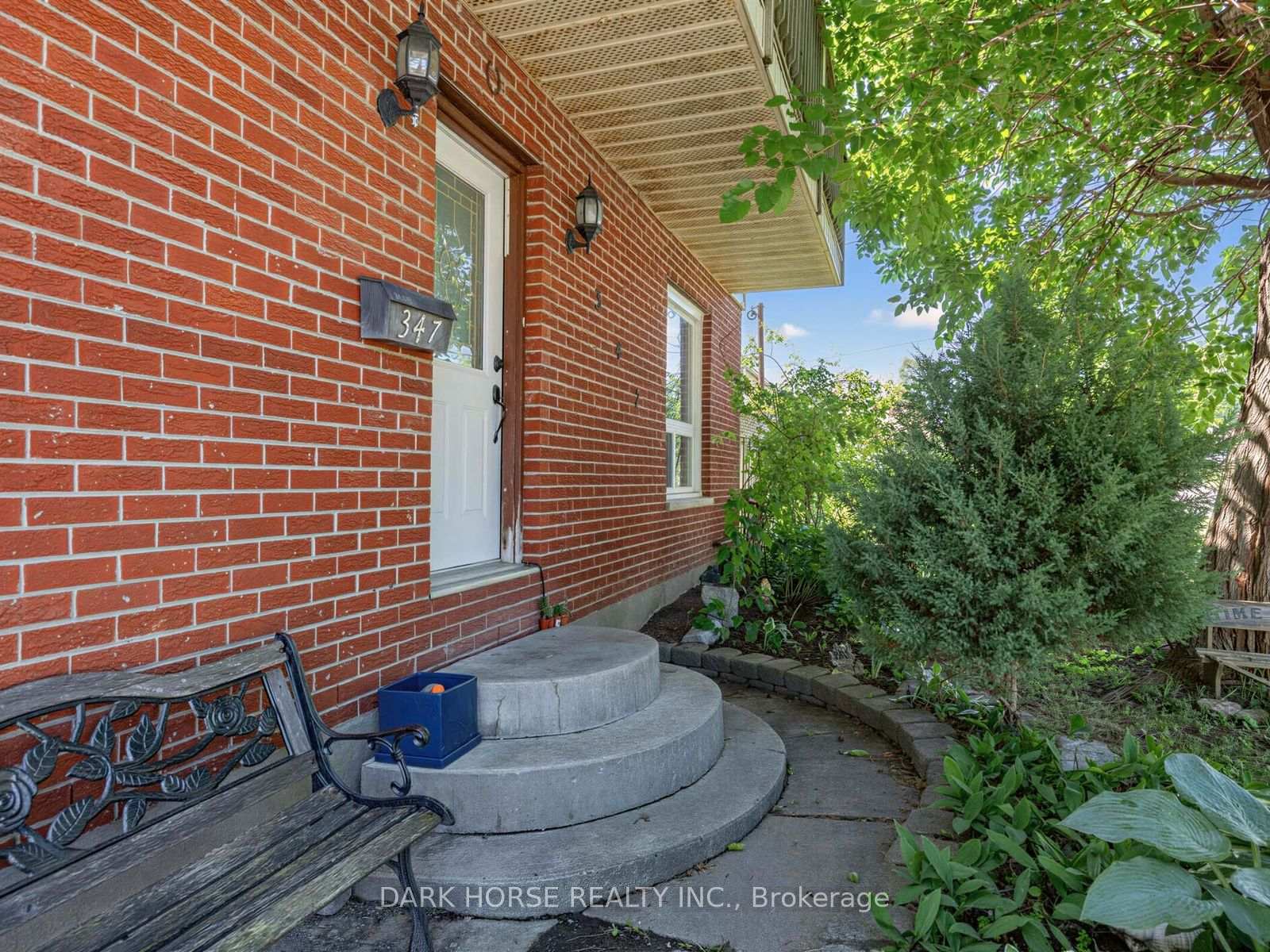 Photo 5 of 347 Annapolis Avenue, Oshawa, McLaughlin — HOMEH