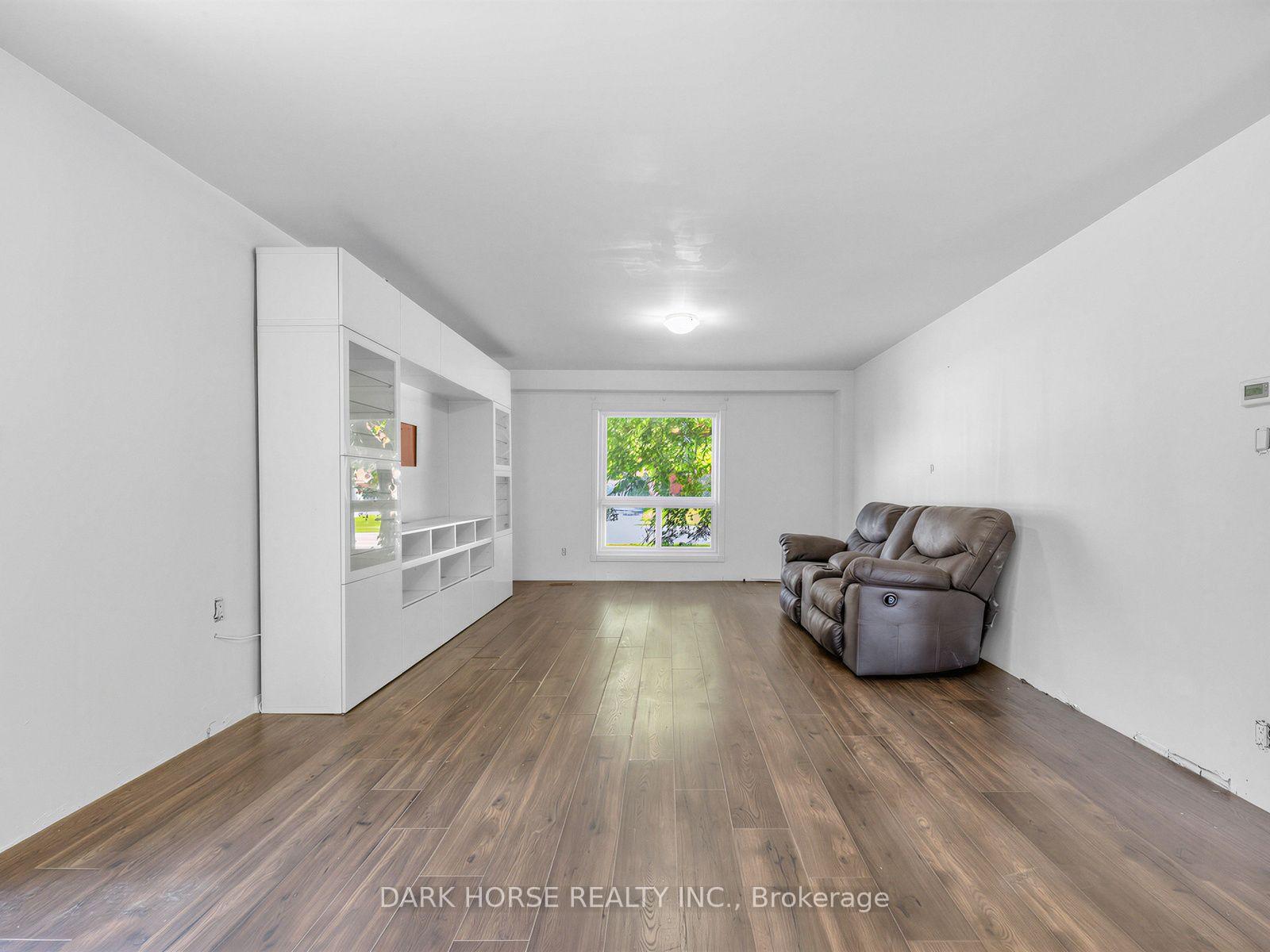 Photo 14 of 347 Annapolis Avenue, Oshawa, McLaughlin — HOMEH