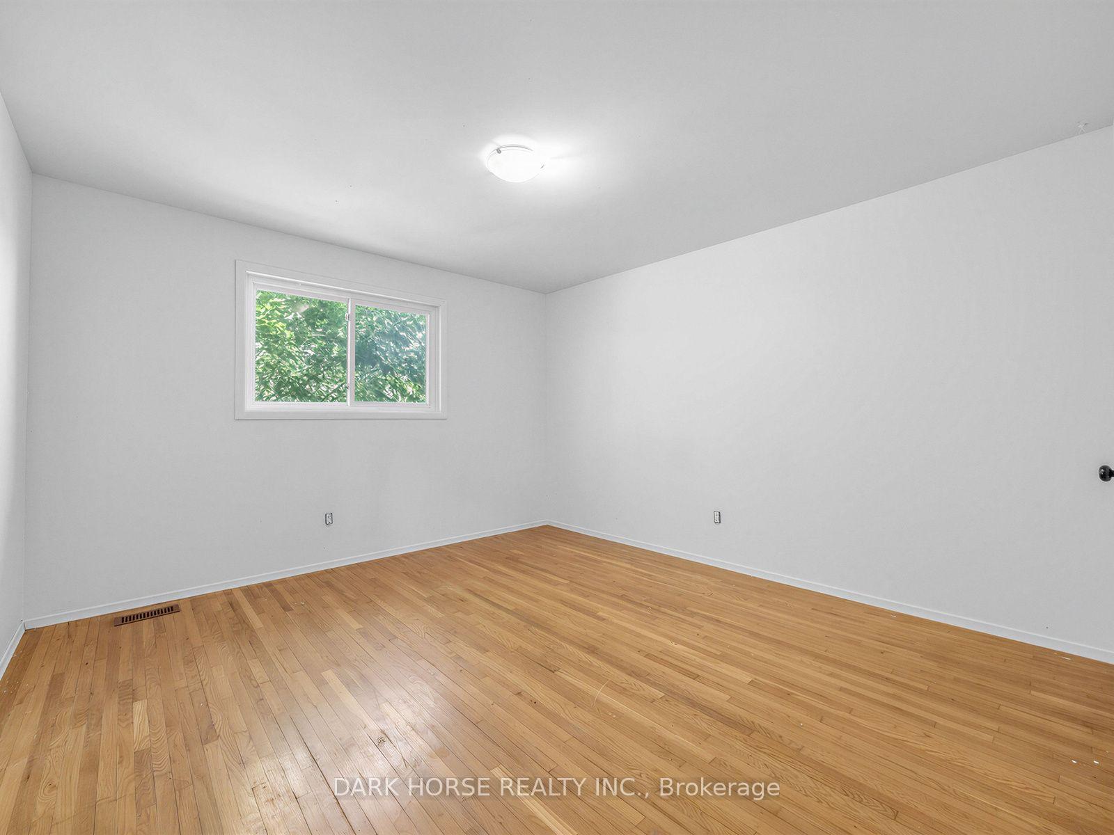 Photo 19 of 347 Annapolis Avenue, Oshawa, McLaughlin — HOMEH