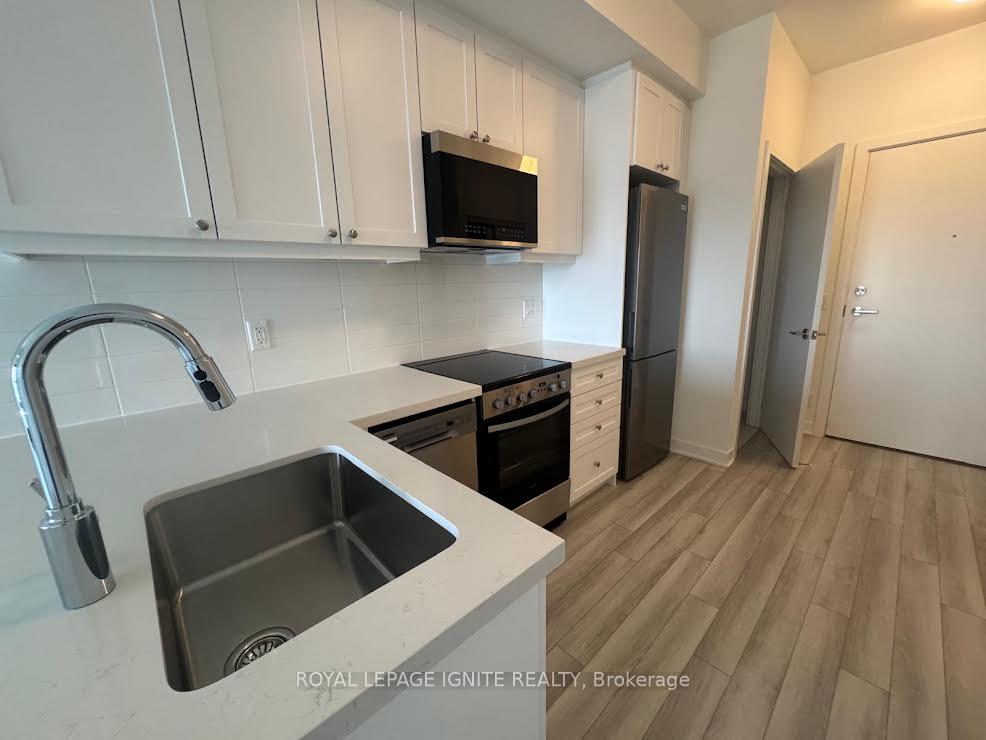 Photo 10 of Unit 620, 51 Clarington Boulevard, Clarington, Bowmanville — HOMEH