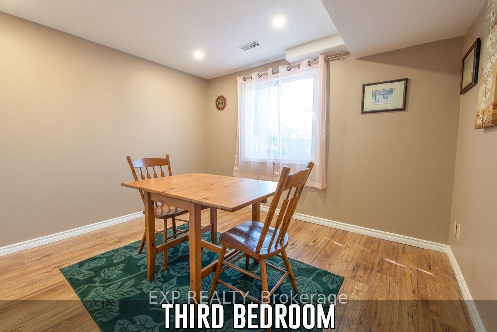 Photo 23 of 153 Oneida Place, Kitchener, Centreville Chicopee — HOMEH