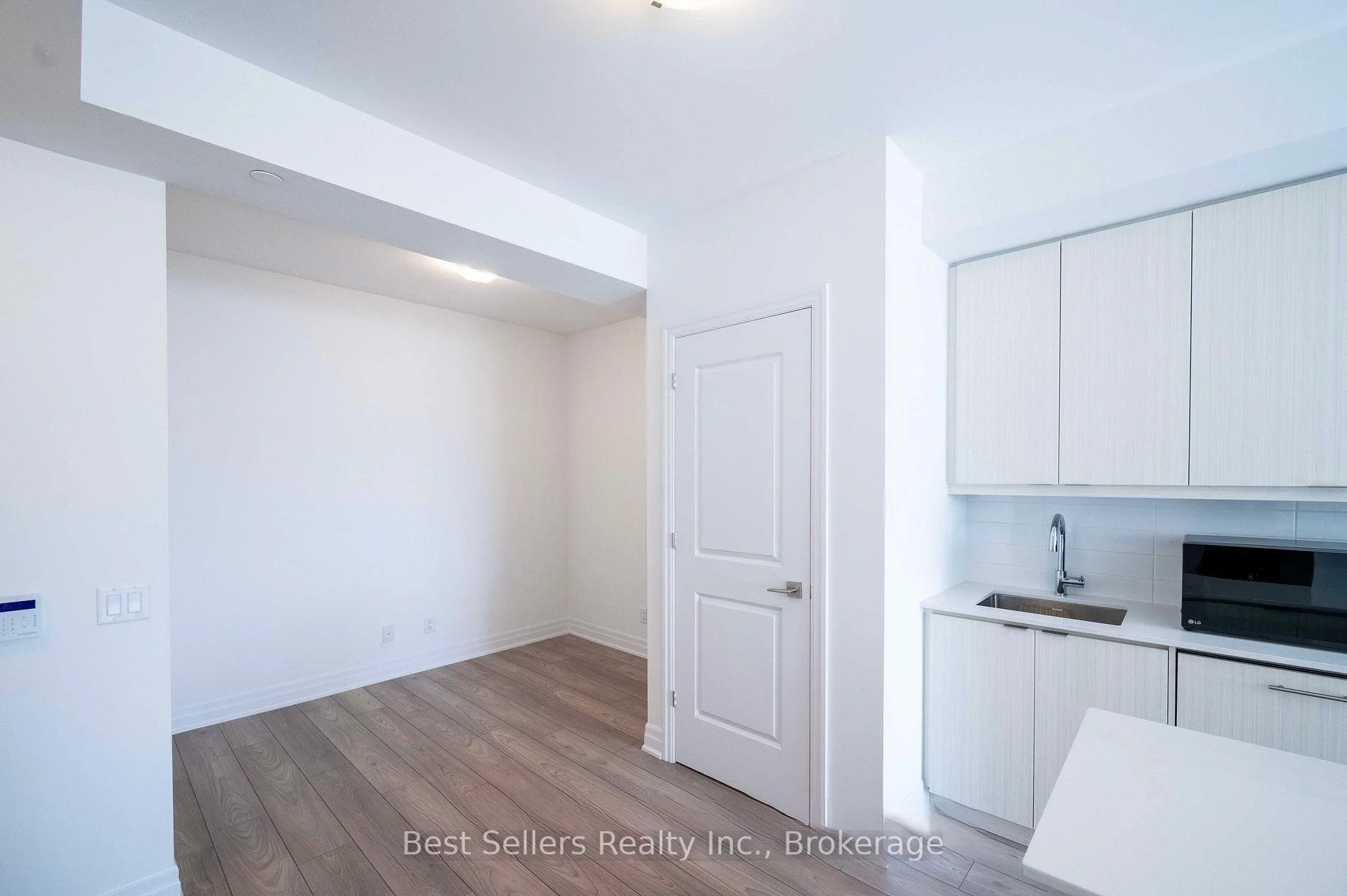 Photo 18 of Unit 2406, 36 Elm Drive, Mississauga, Fairview — HOMEH
