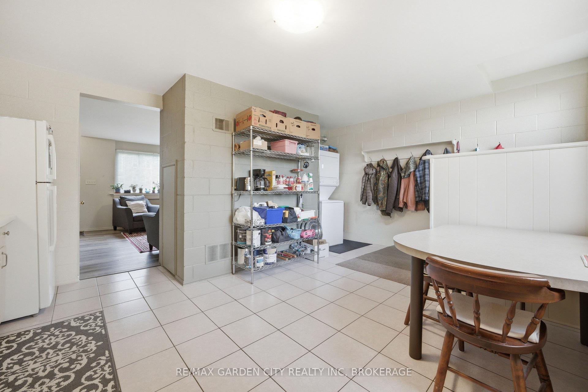 Photo 11 of 2-8 Riverview Boulevard, St. Catharines, Glendale/Glenridge — HOMEH