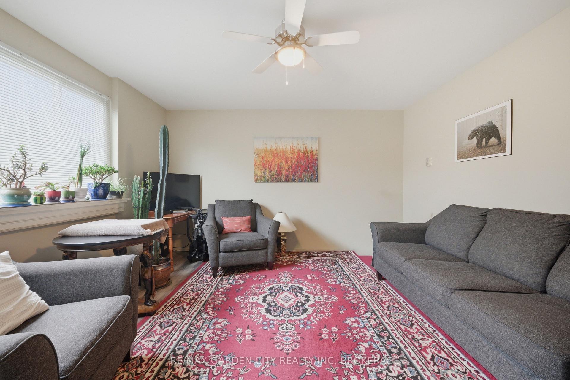 Photo 12 of 2-8 Riverview Boulevard, St. Catharines, Glendale/Glenridge — HOMEH