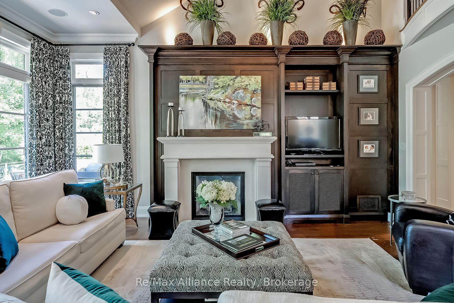 Photo 17 of 379 River Side Drive, Oakville, Central — HOMEH