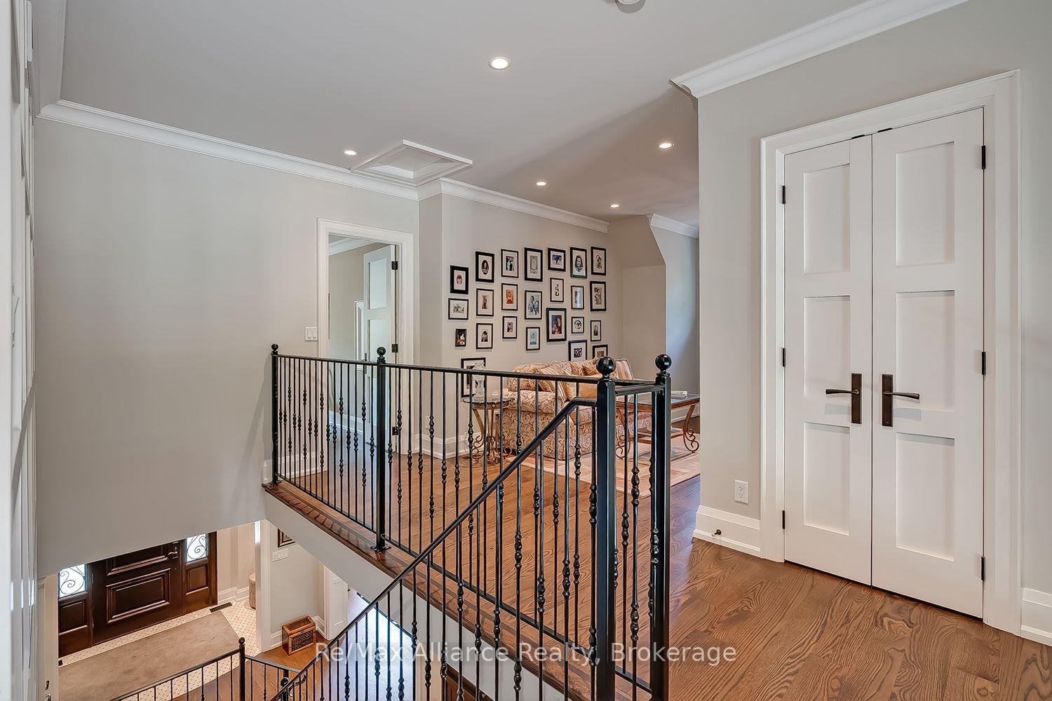 Photo 24 of 379 River Side Drive, Oakville, Central — HOMEH