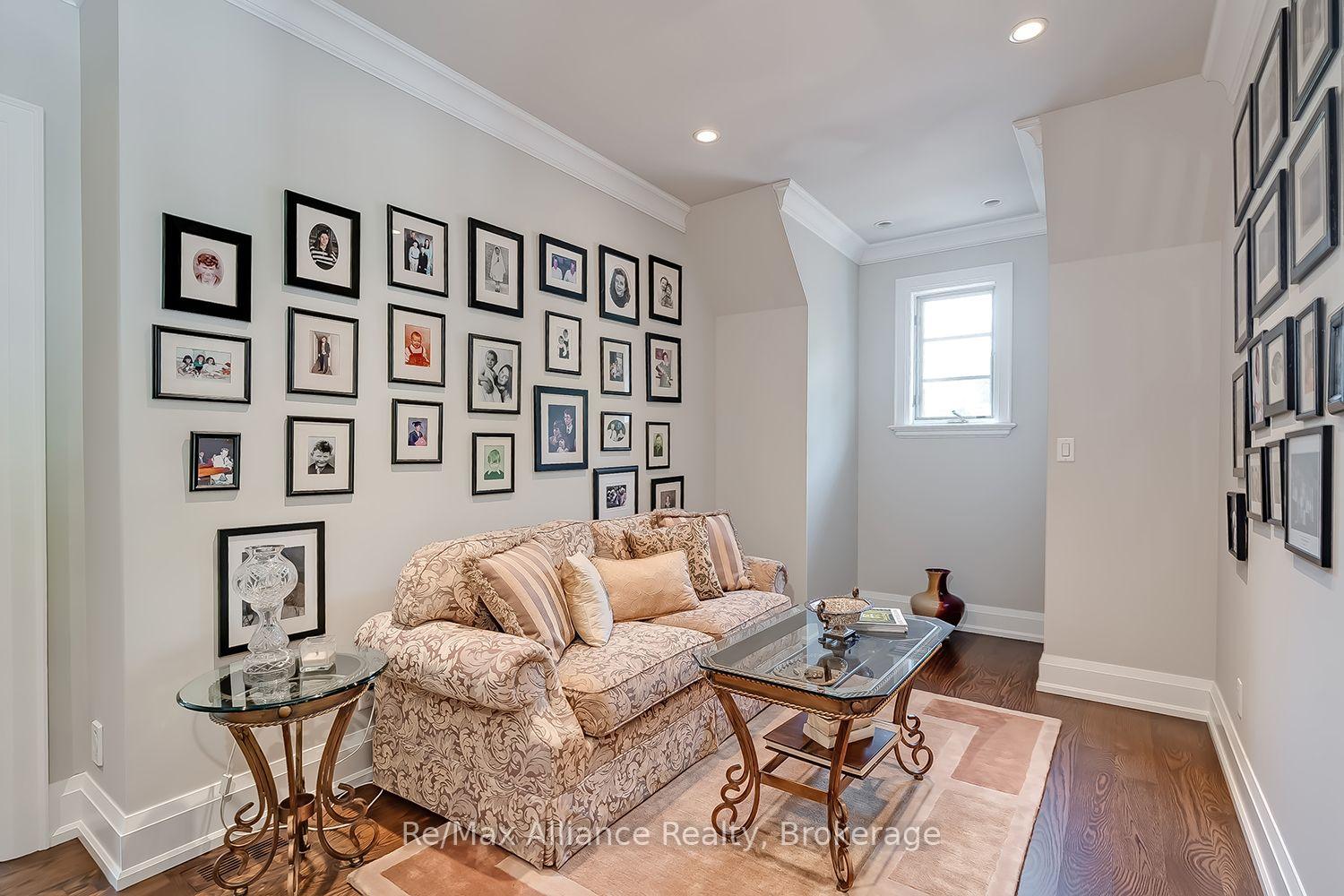 Photo 25 of 379 River Side Drive, Oakville, Central — HOMEH