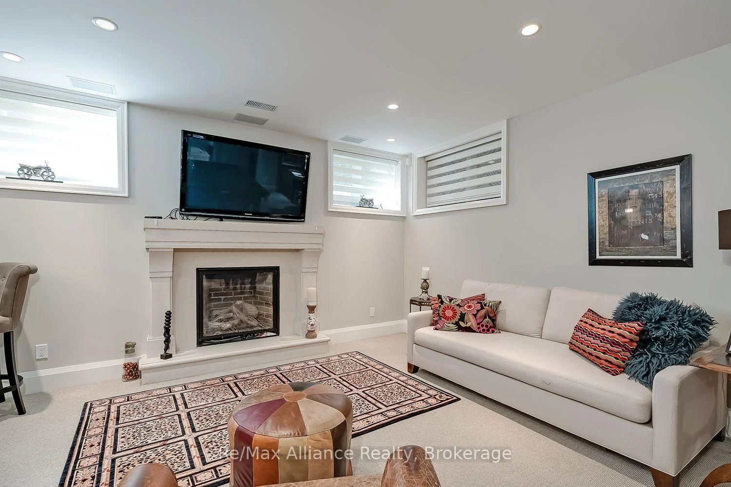 Photo 33 of 379 River Side Drive, Oakville, Central — HOMEH