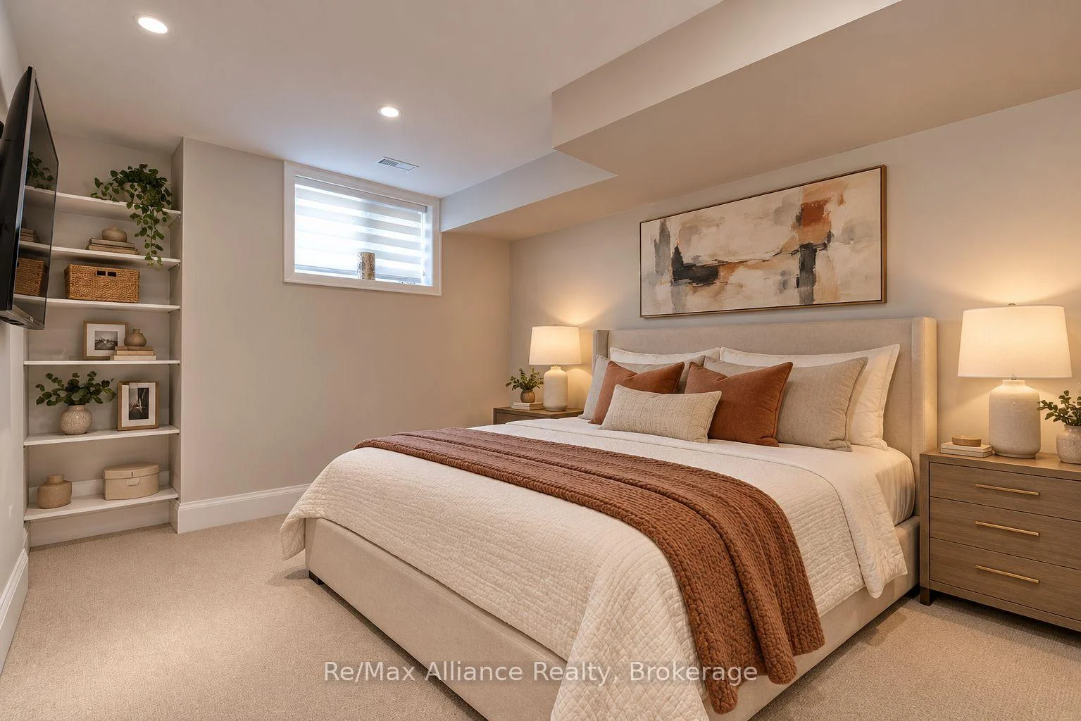 Photo 39 of 379 River Side Drive, Oakville, Central — HOMEH