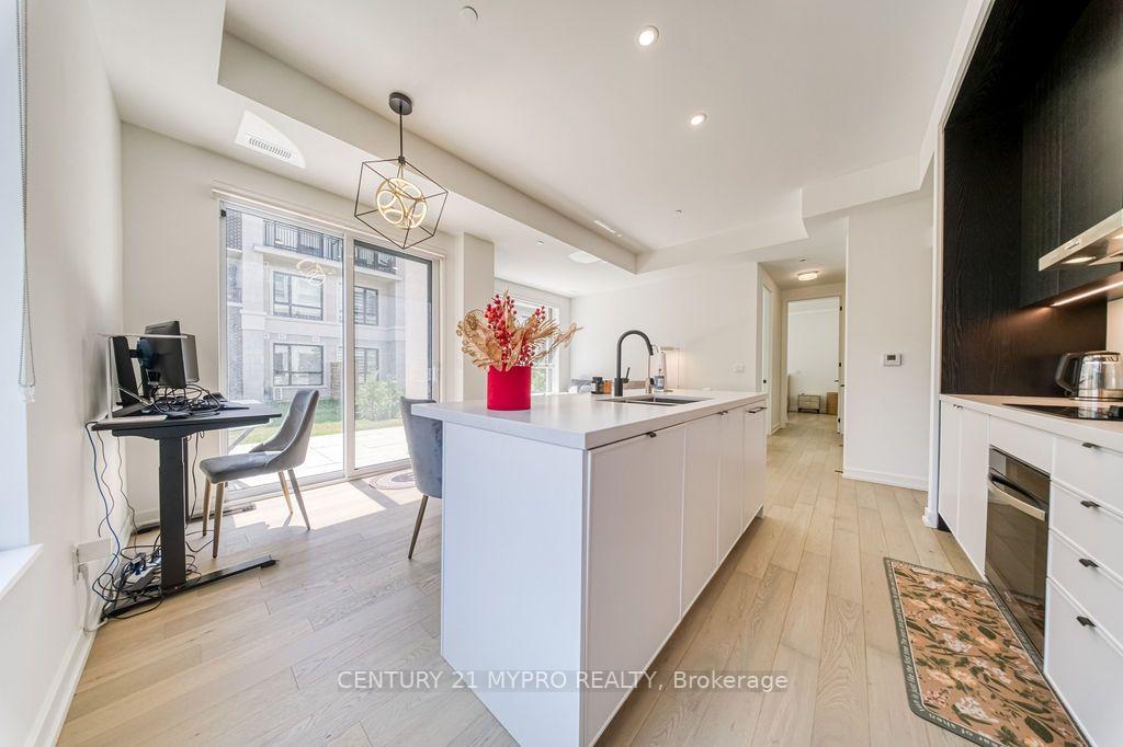 Photo 11 of Unit 107, 5 Red Squirrel Lane, Richmond Hill, Rural Richmond Hill — HOMEH