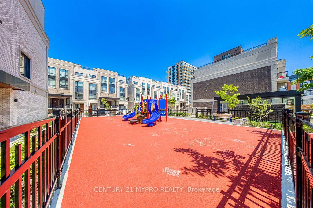 Photo 32 of Unit 107, 5 Red Squirrel Lane, Richmond Hill, Rural Richmond Hill — HOMEH