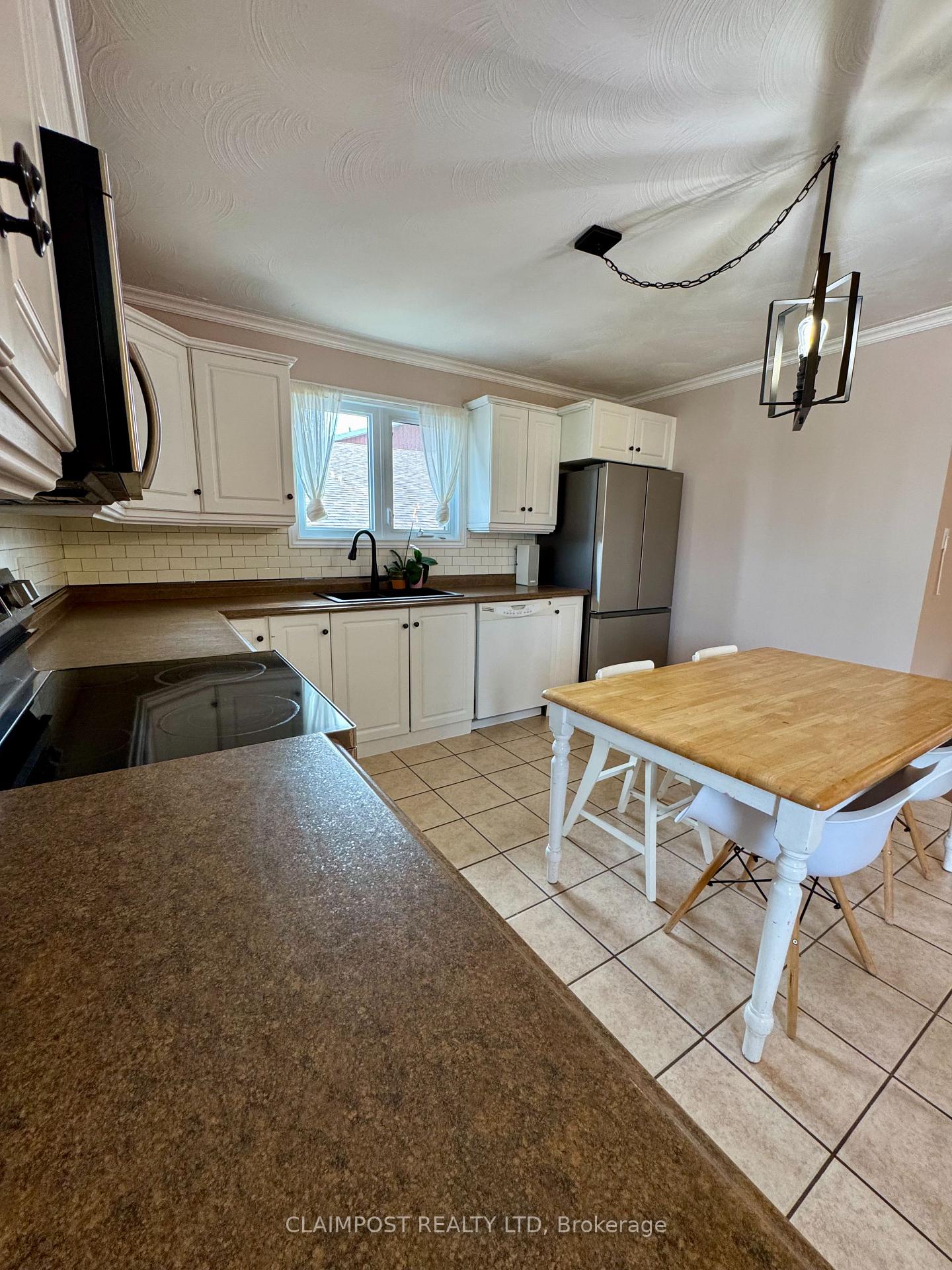 Photo 8 of 152 Viscount Avenue, Timmins, MTJ - Main Area — HOMEH