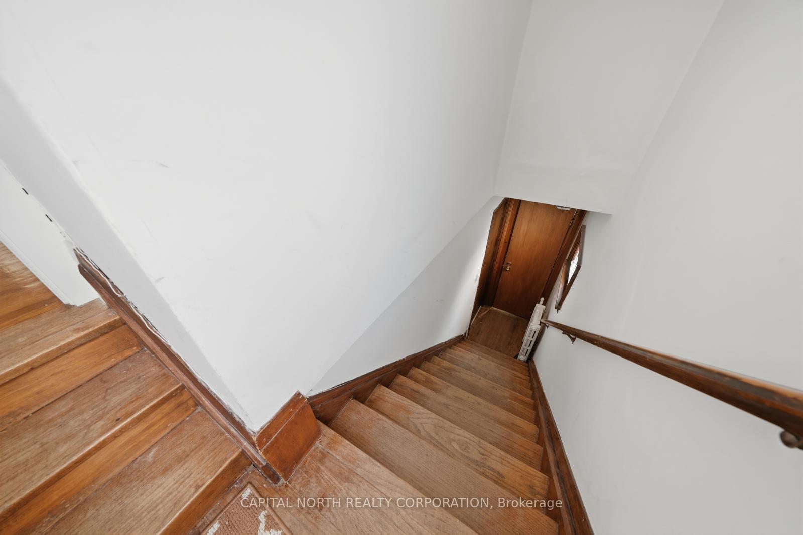 Photo 5 of Unit 2, 47 Robina Avenue, Toronto, Oakwood Village — HOMEH