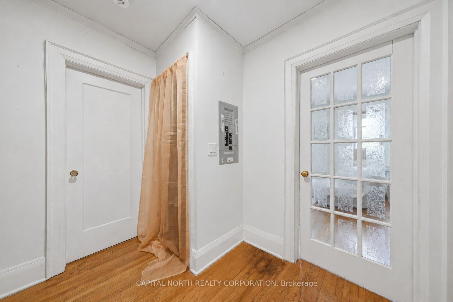Photo 6 of Unit 2, 47 Robina Avenue, Toronto, Oakwood Village — HOMEH