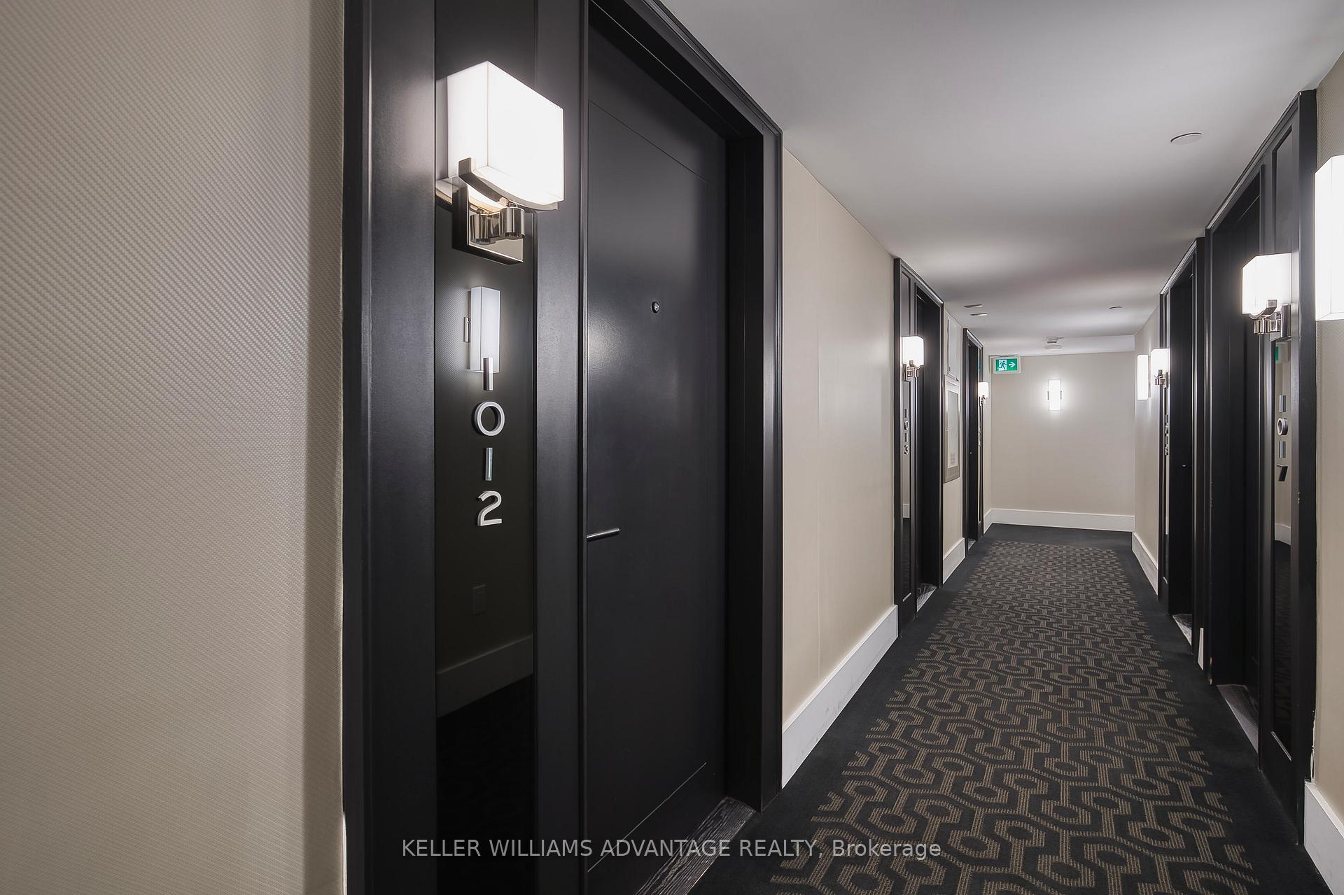 Photo 4 of Unit 1012, 955 Bay Street, Toronto, Bay Street Corridor — HOMEH