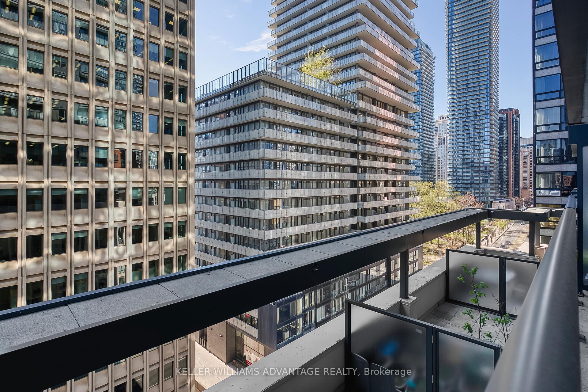 Photo 21 of Unit 1012, 955 Bay Street, Toronto, Bay Street Corridor — HOMEH