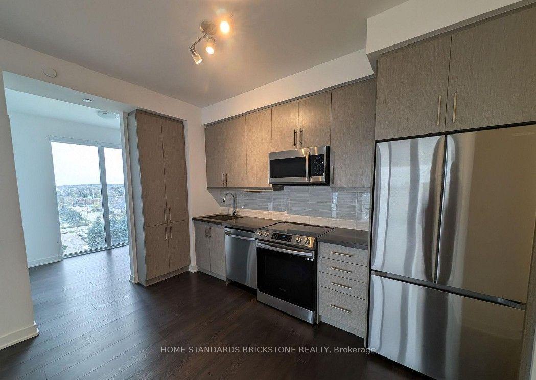 Photo 4 of Unit 810, 95 Oneida Crescent, Richmond Hill, Langstaff — HOMEH