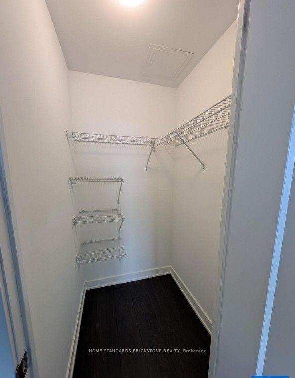 Photo 10 of Unit 810, 95 Oneida Crescent, Richmond Hill, Langstaff — HOMEH