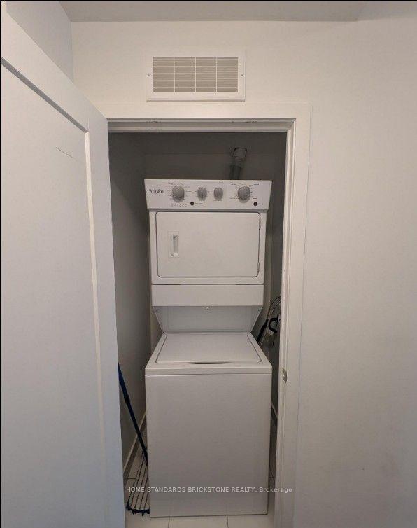Photo 12 of Unit 810, 95 Oneida Crescent, Richmond Hill, Langstaff — HOMEH