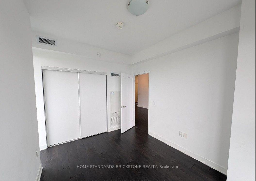 Photo 14 of Unit 810, 95 Oneida Crescent, Richmond Hill, Langstaff — HOMEH