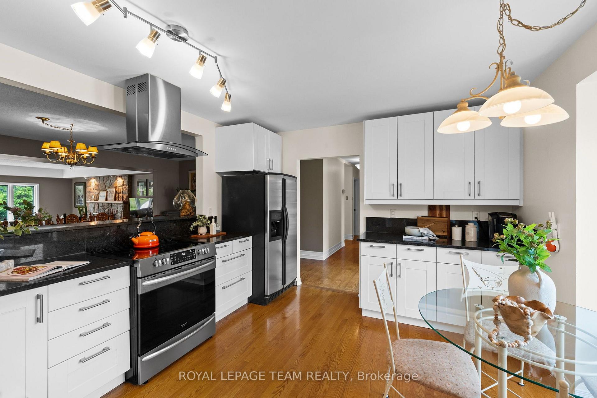 Photo 15 of 1282 Fairway Drive, Ottawa, Manotick South to Roger Stevens — HOMEH