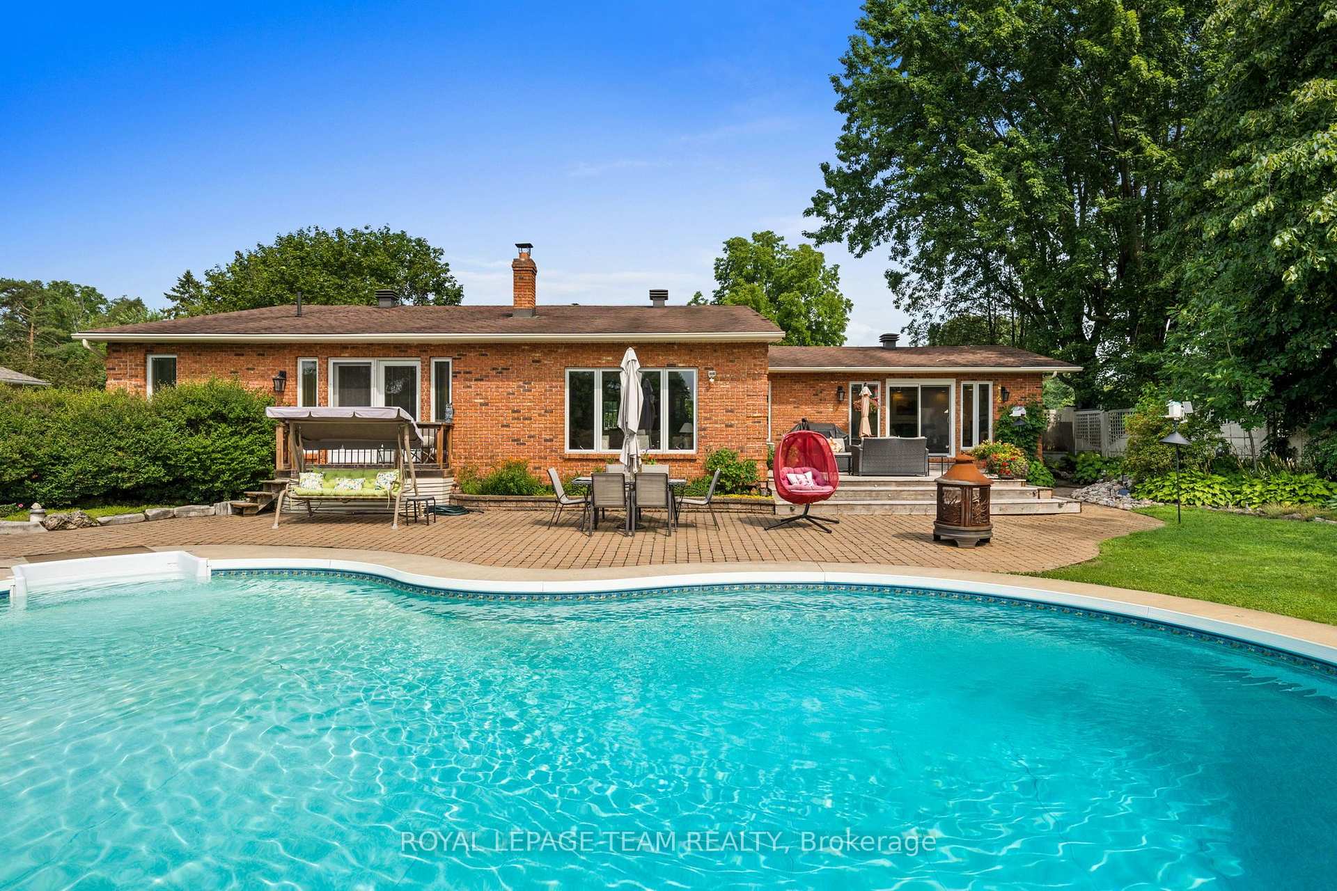 Photo 33 of 1282 Fairway Drive, Ottawa, Manotick South to Roger Stevens — HOMEH