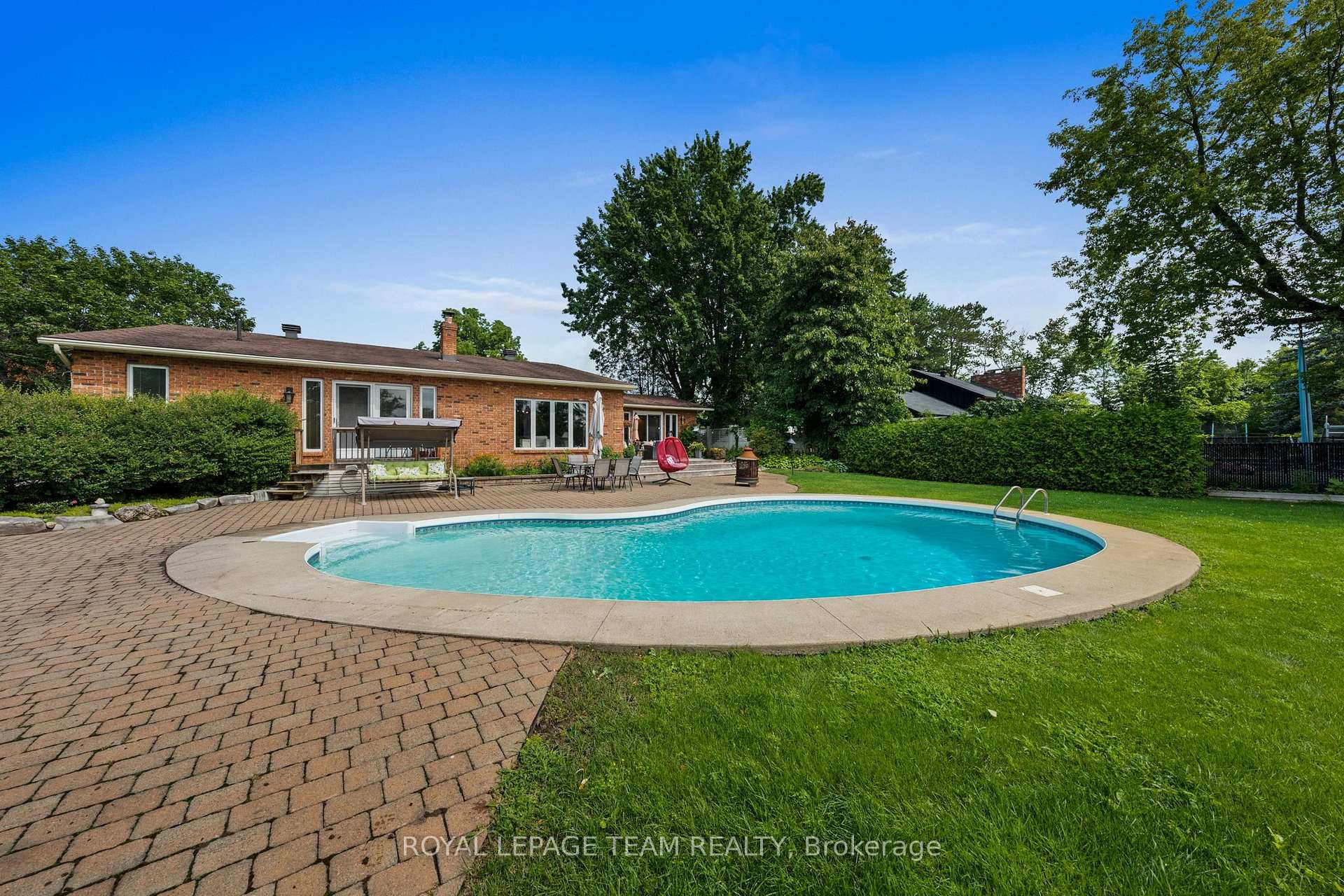Photo 35 of 1282 Fairway Drive, Ottawa, Manotick South to Roger Stevens — HOMEH