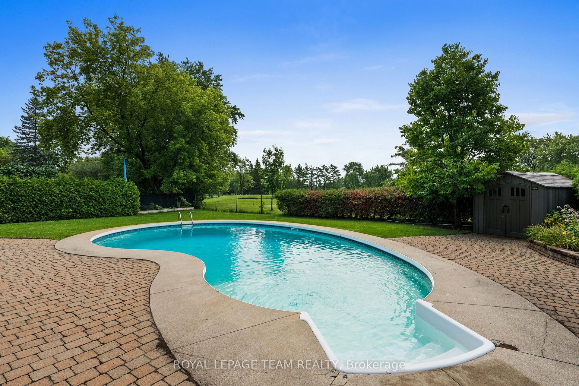 Photo 37 of 1282 Fairway Drive, Ottawa, Manotick South to Roger Stevens — HOMEH
