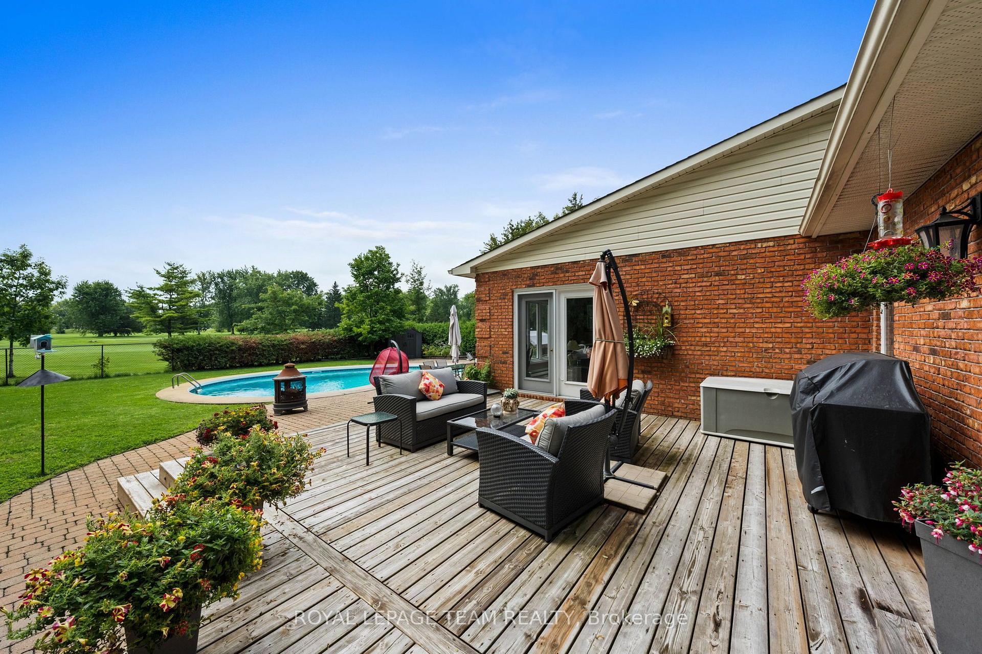 Photo 39 of 1282 Fairway Drive, Ottawa, Manotick South to Roger Stevens — HOMEH