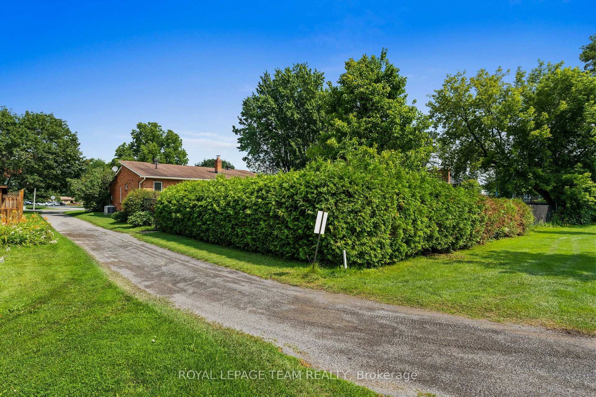Photo 41 of 1282 Fairway Drive, Ottawa, Manotick South to Roger Stevens — HOMEH
