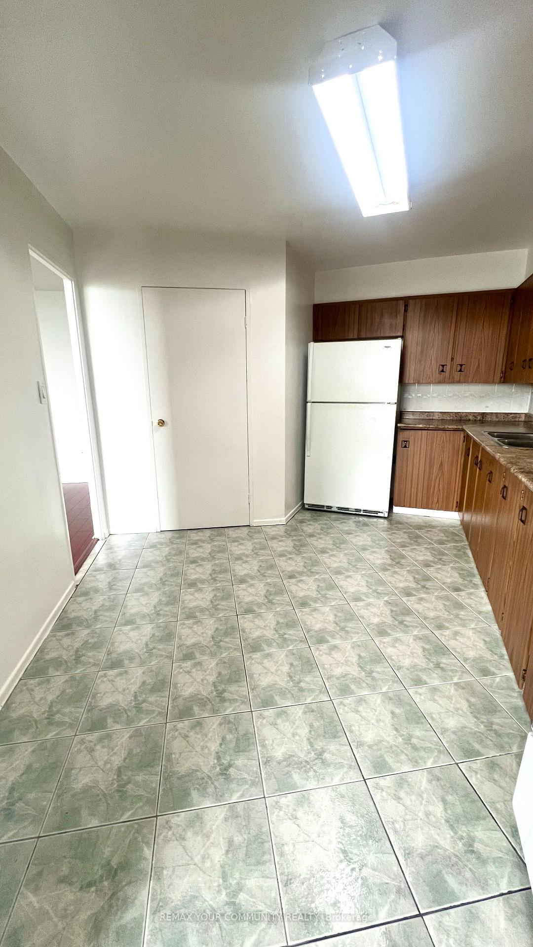 Photo 11 of Unit 1606, 5 Shady Golfway, Toronto, Flemingdon Park — HOMEH