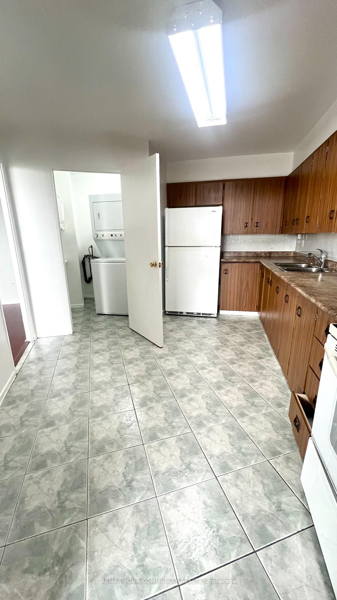 Photo 12 of Unit 1606, 5 Shady Golfway, Toronto, Flemingdon Park — HOMEH