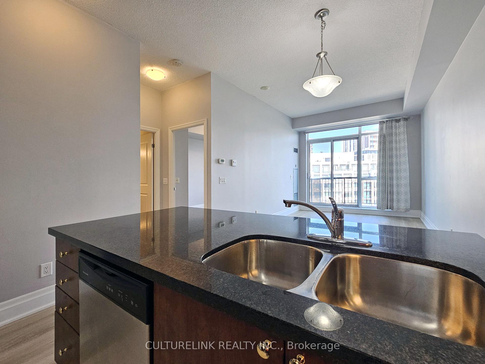 Photo 7 of Unit 1008, 111 Upper Duke Crescent, Markham, Unionville — HOMEH
