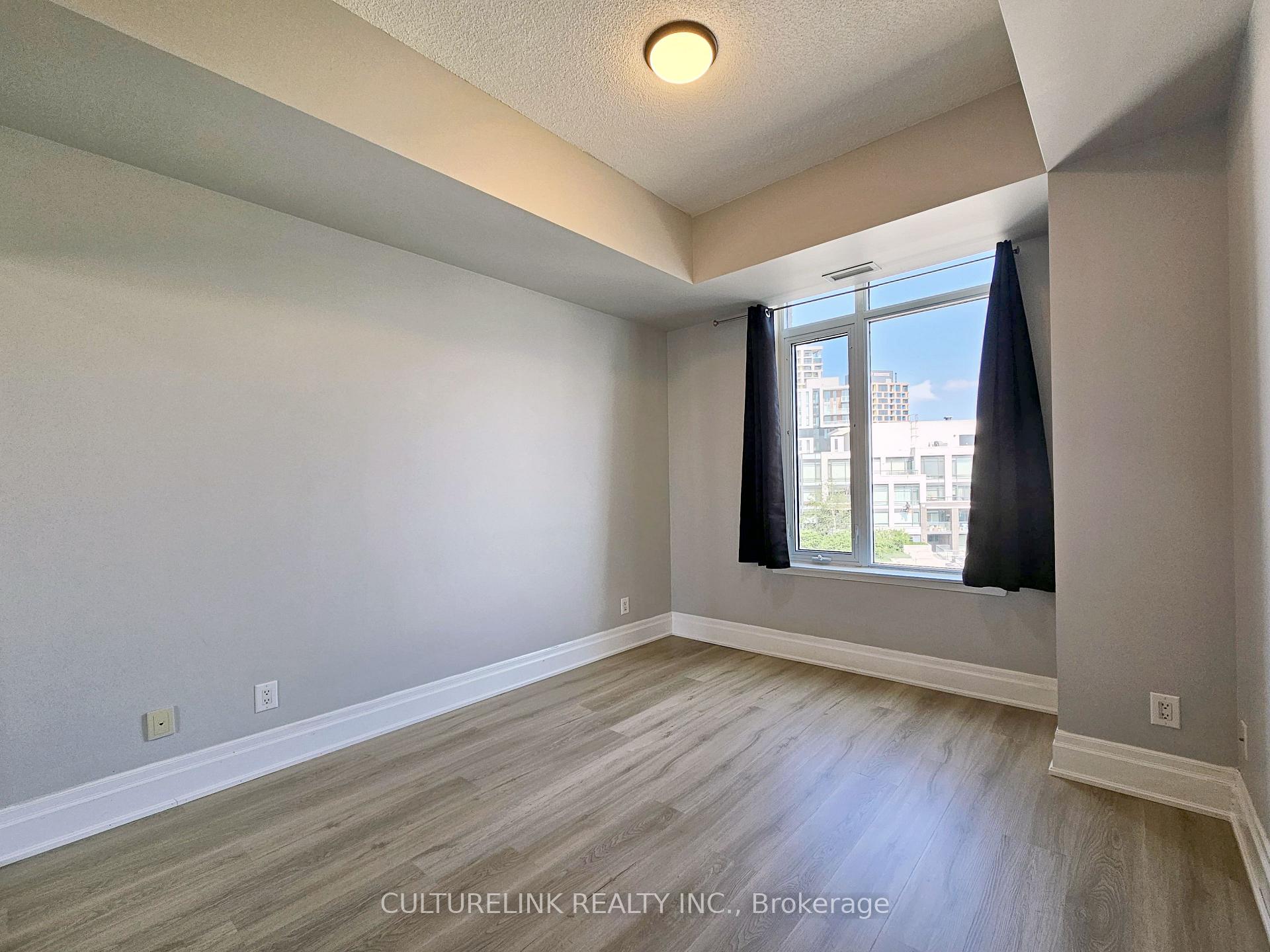 Photo 10 of Unit 1008, 111 Upper Duke Crescent, Markham, Unionville — HOMEH