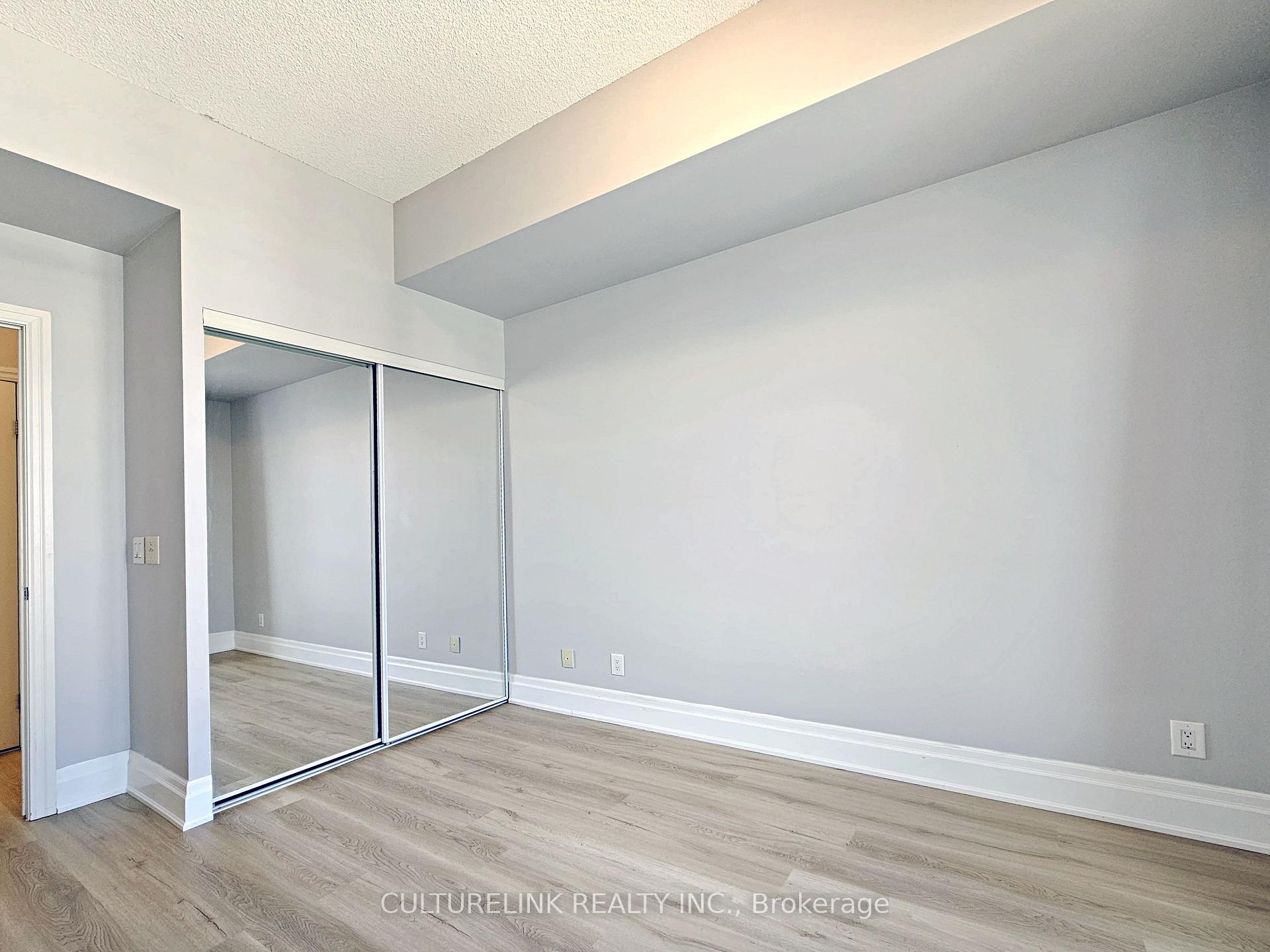 Photo 11 of Unit 1008, 111 Upper Duke Crescent, Markham, Unionville — HOMEH