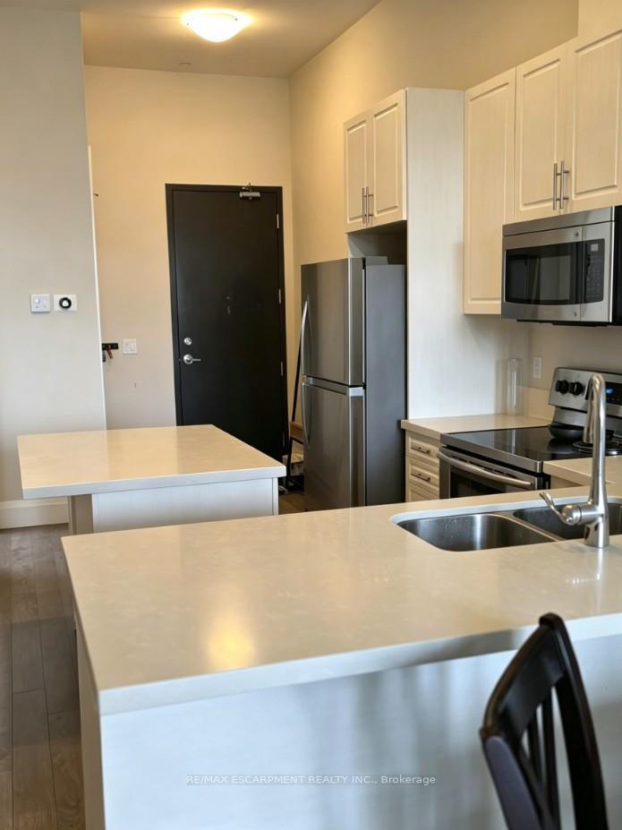 Photo 3 of Unit 222, 85 Morrell Street, Brantford, Holmedale — HOMEH