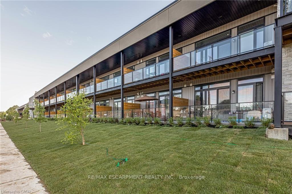 Photo 11 of Unit 222, 85 Morrell Street, Brantford, Holmedale — HOMEH
