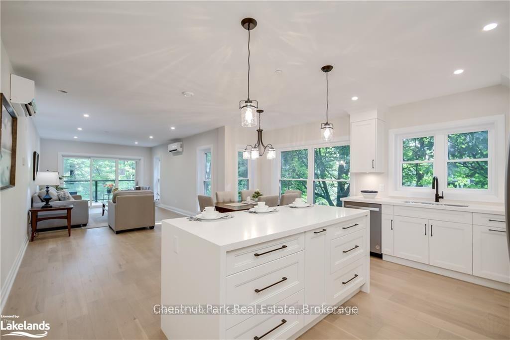 Photo 6 of Unit 304, 200 Anglo Street, Bracebridge — HOMEH