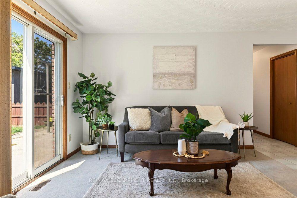 Photo 29 of 118 Pottruff Road S, Hamilton, Kentley — HOMEH