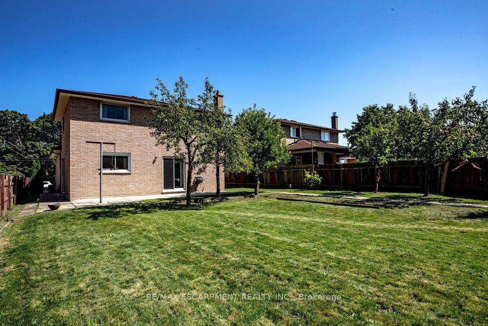 Photo 44 of 118 Pottruff Road S, Hamilton, Kentley — HOMEH